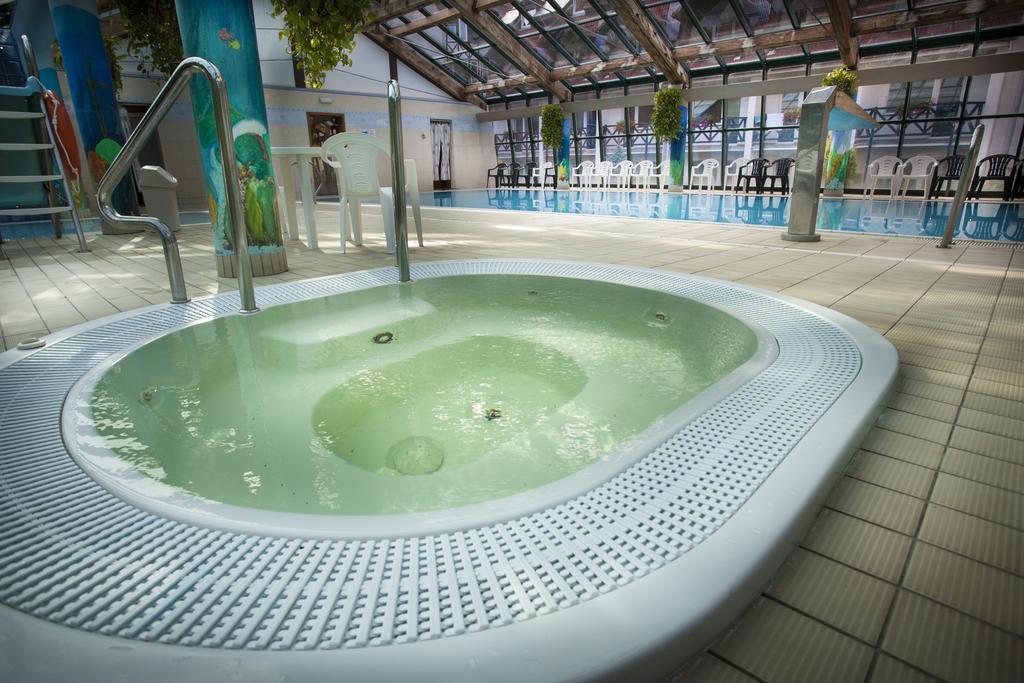 Hotel Las Piechowice Luaran gambar