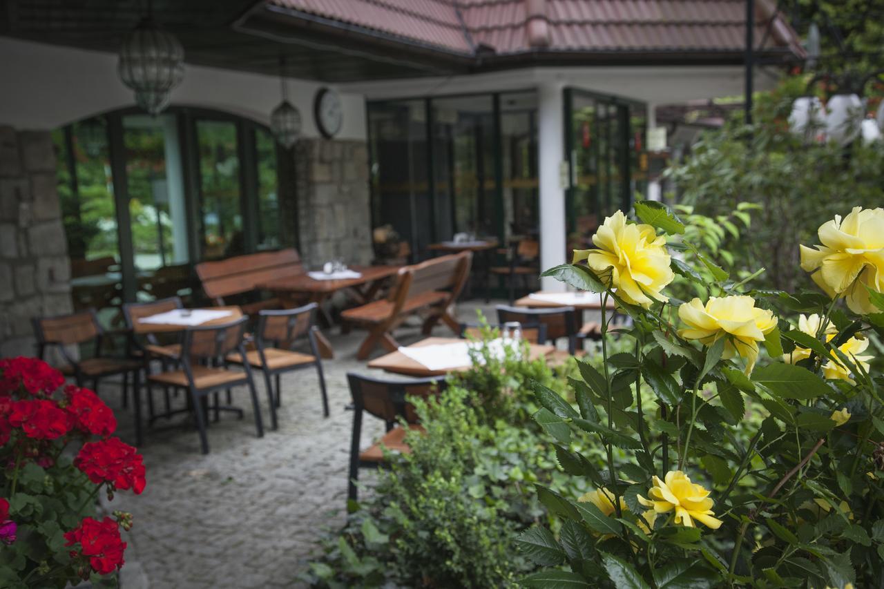 Hotel Las Piechowice Luaran gambar
