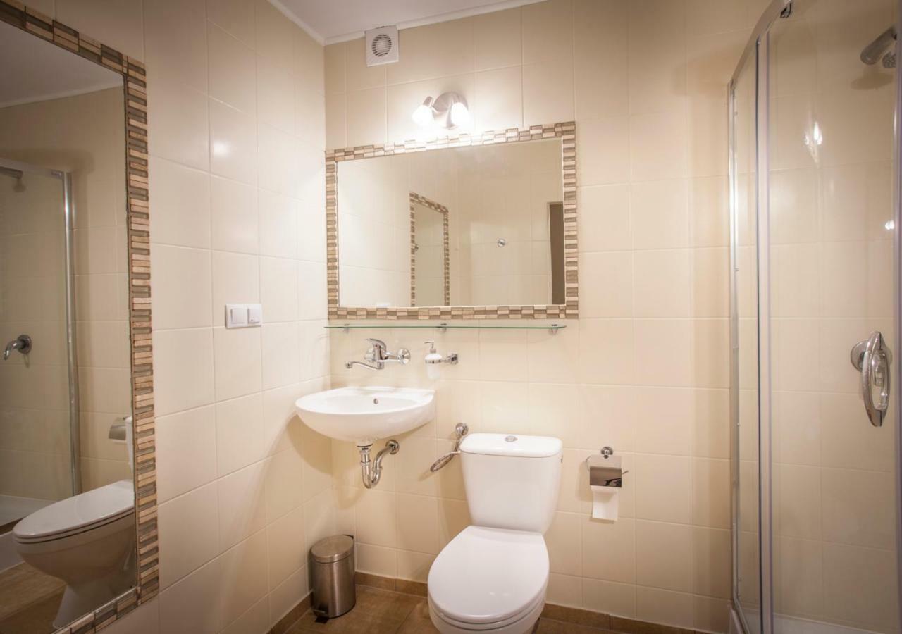 Hotel Las Piechowice Luaran gambar
